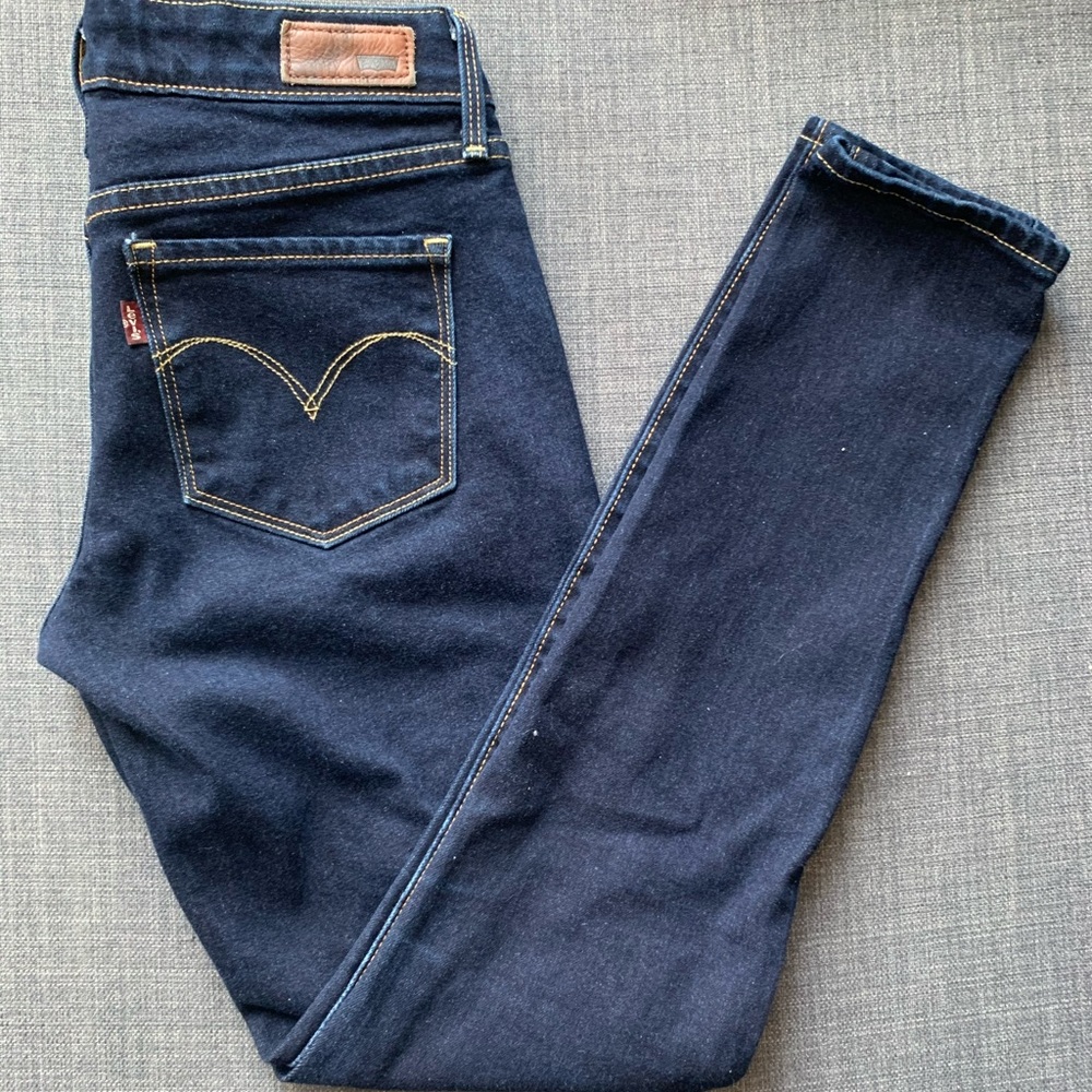 Levi’s Mid Rise Skinny Jeans